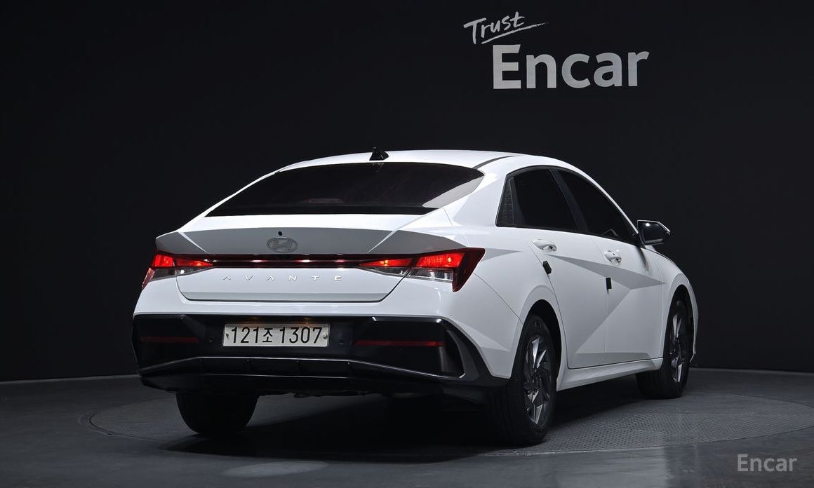  Hyundai AVANTE