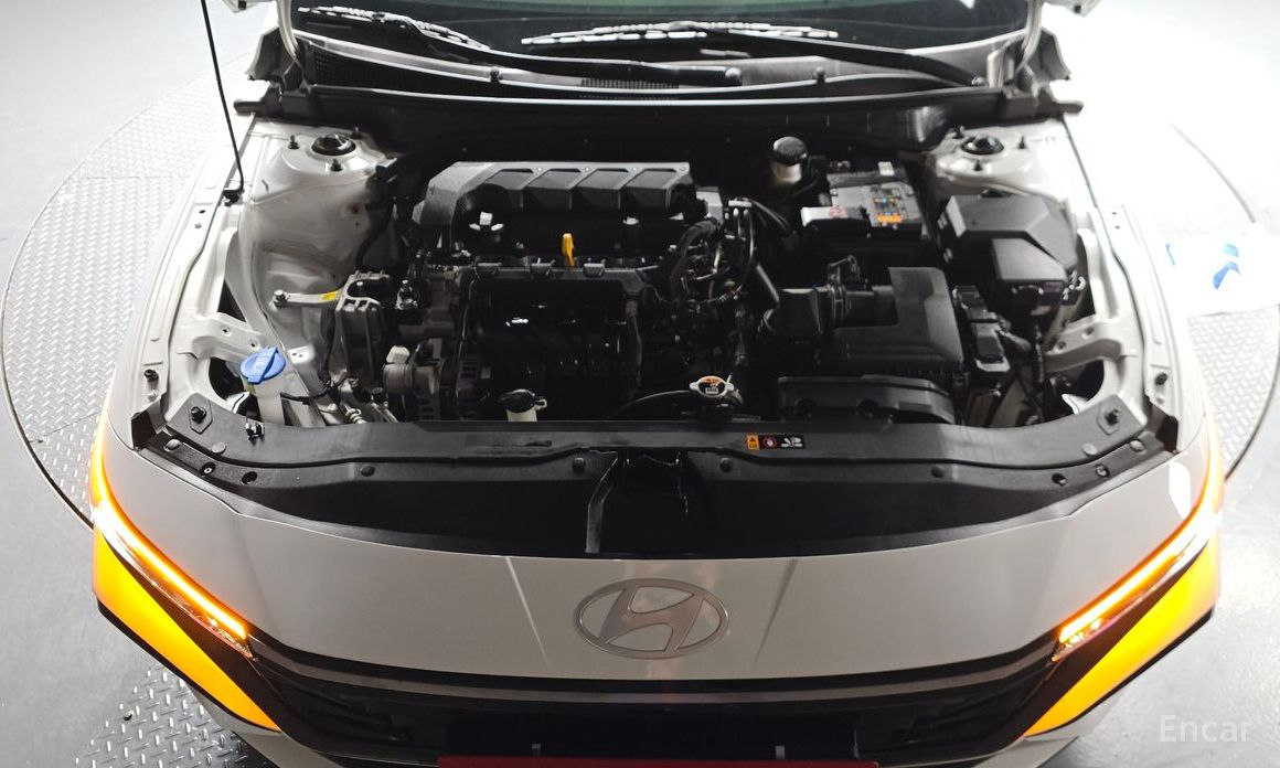  Hyundai AVANTE