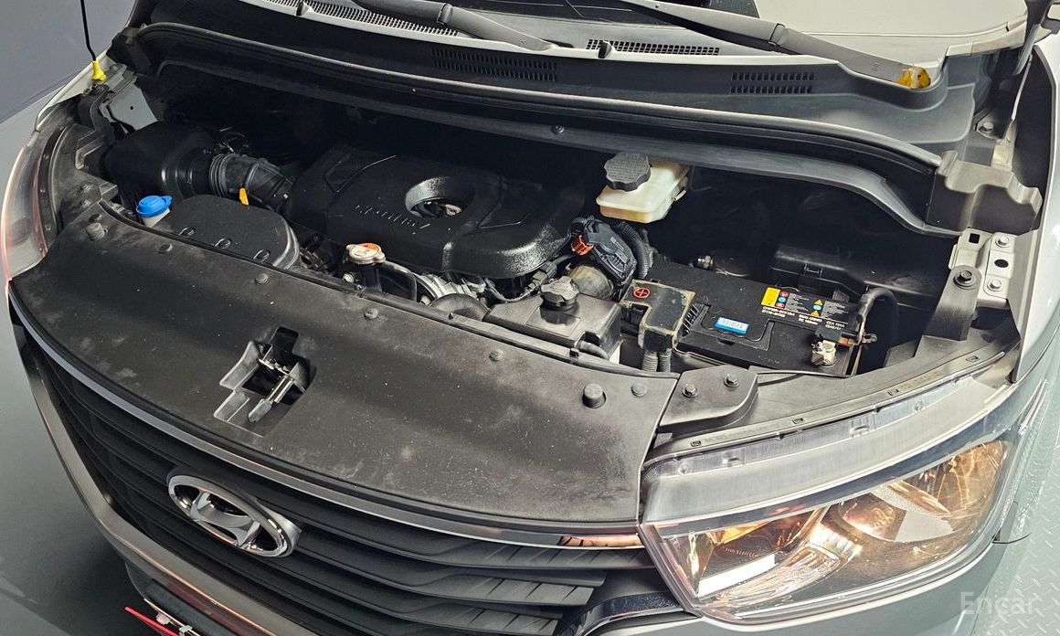  Hyundai Starex
