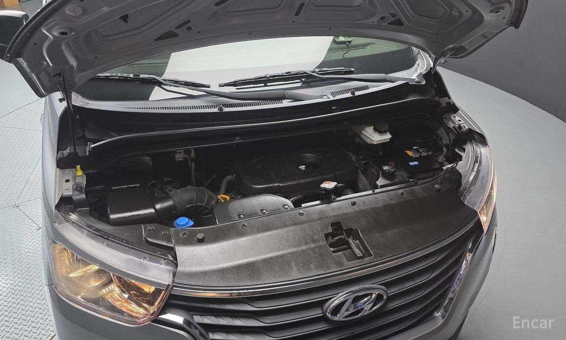  Hyundai Starex