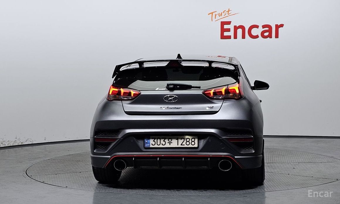  Hyundai Veloster