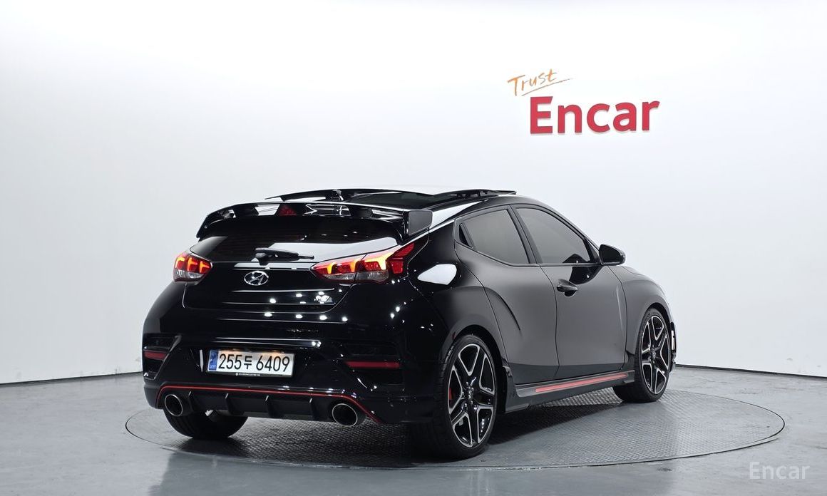  Hyundai Veloster