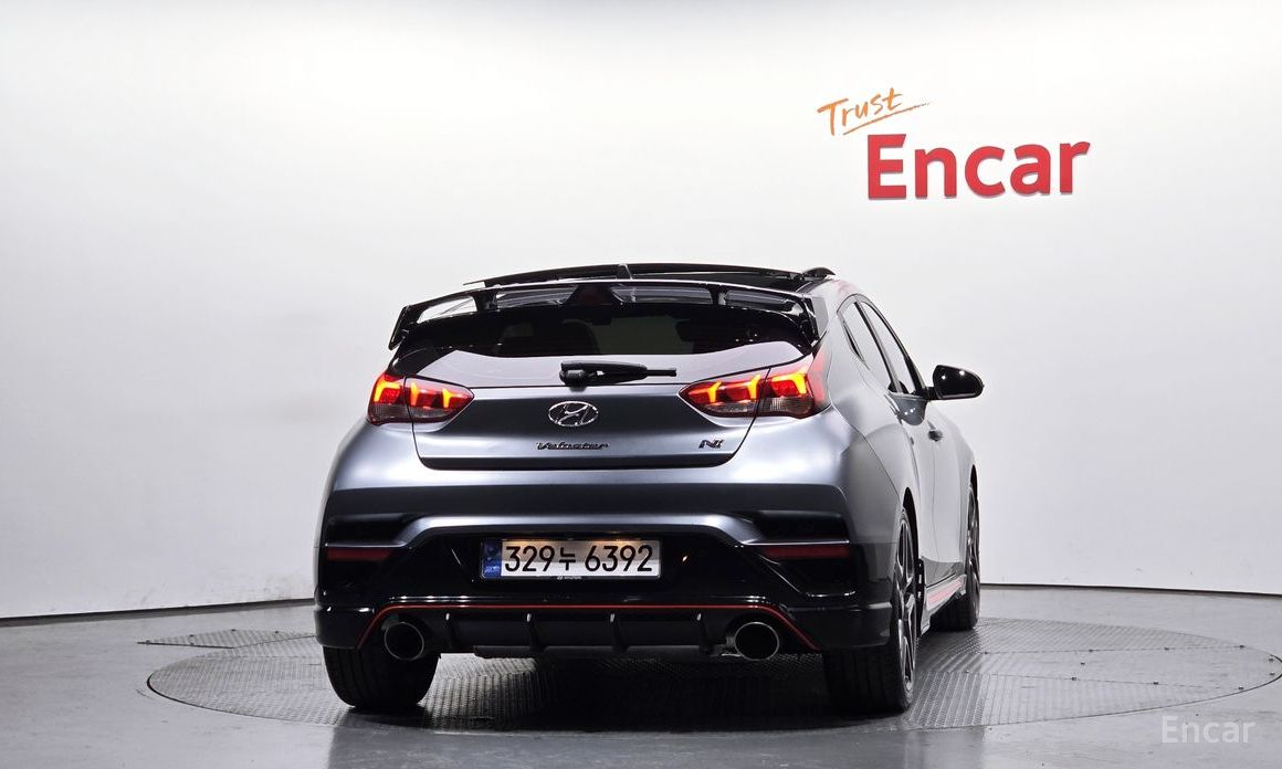  Hyundai Veloster