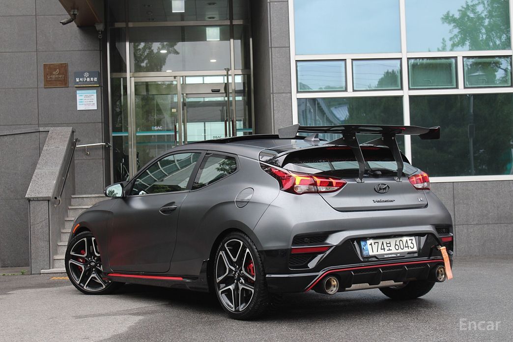  Hyundai Veloster