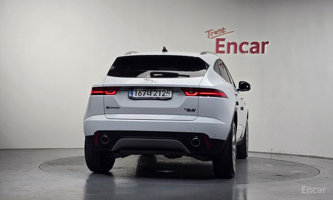  Jaguar E-PACE