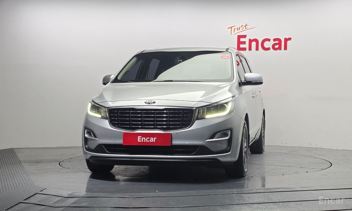  Kia Canival