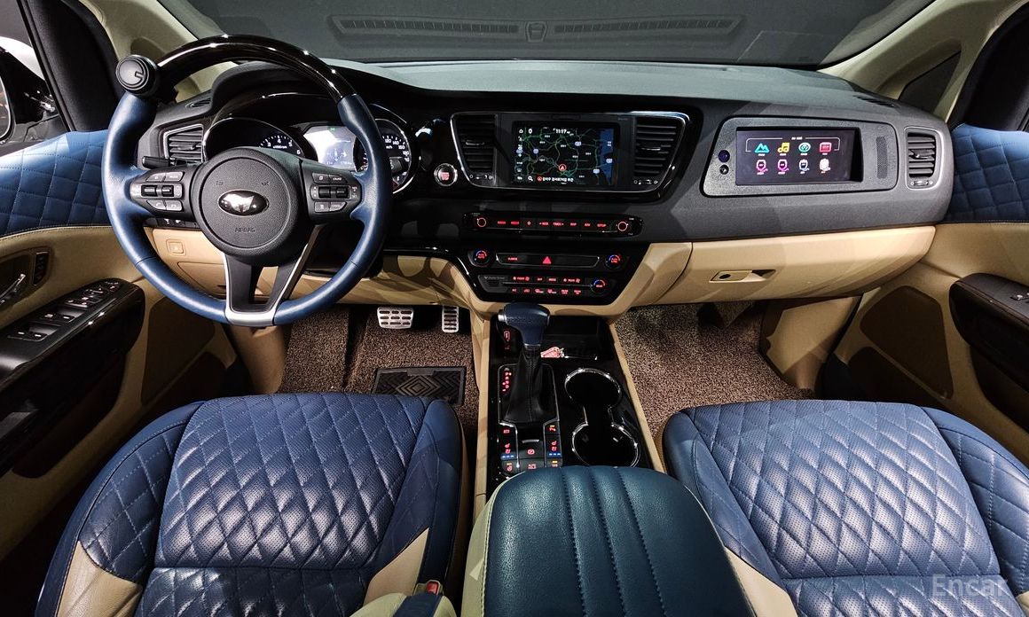  Kia Canival
