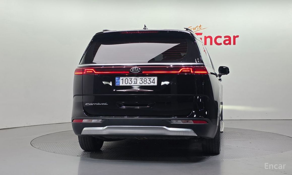  Kia Canival