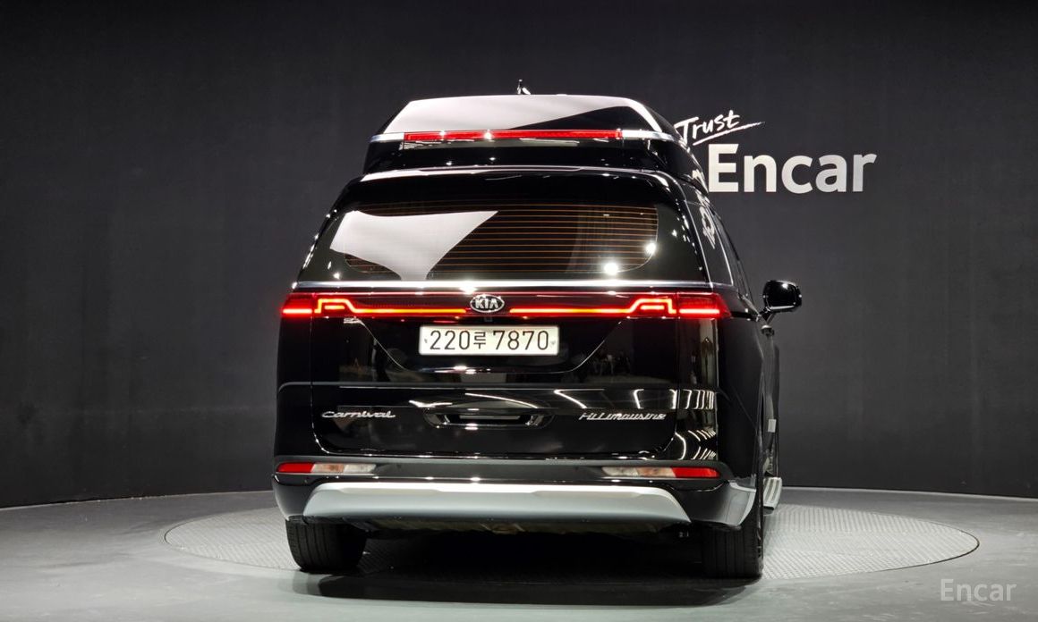  Kia Canival