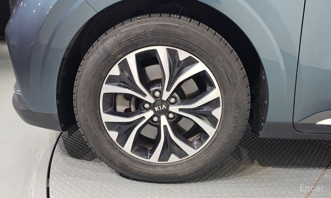  Kia Canival