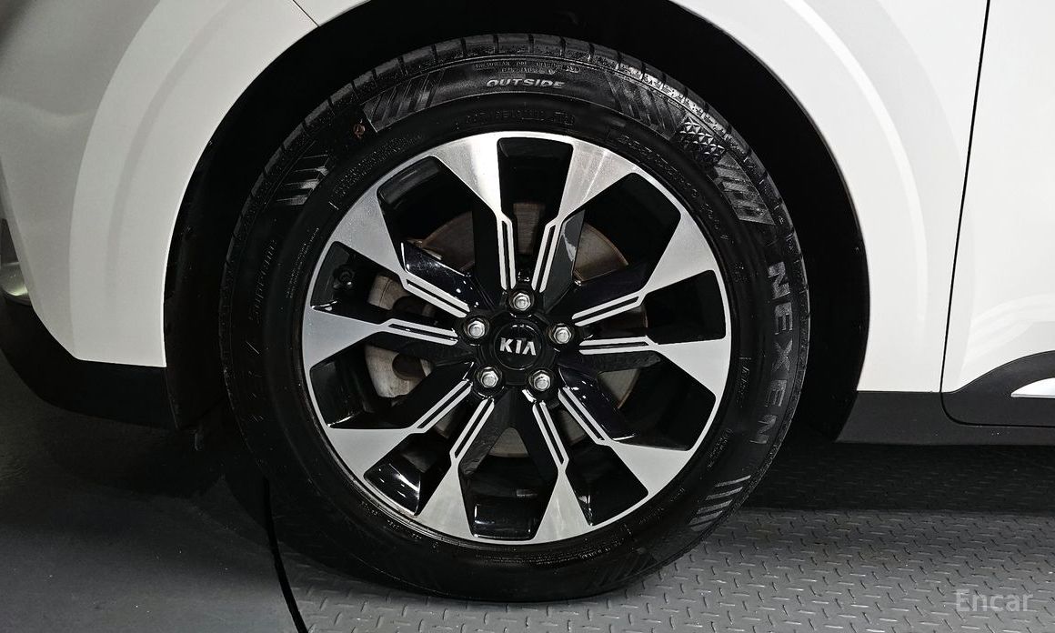  Kia Canival