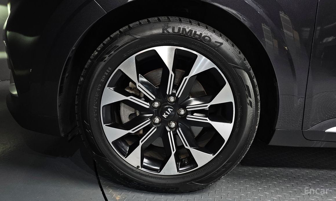  Kia Canival