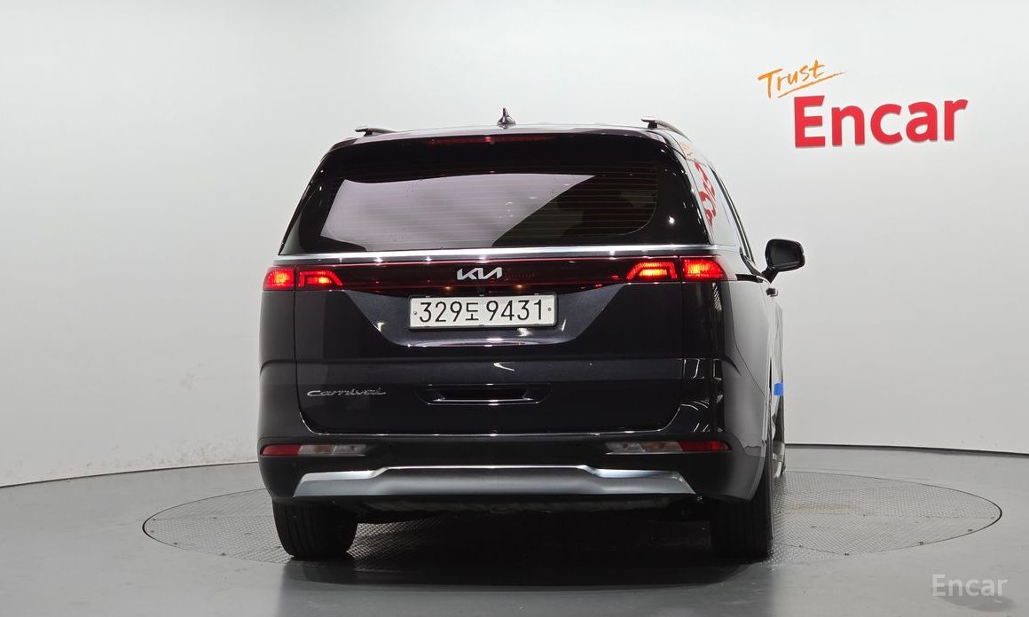  Kia Canival