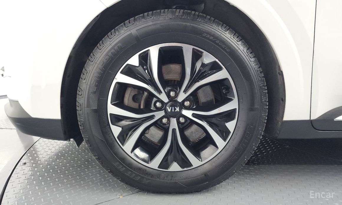  Kia Canival