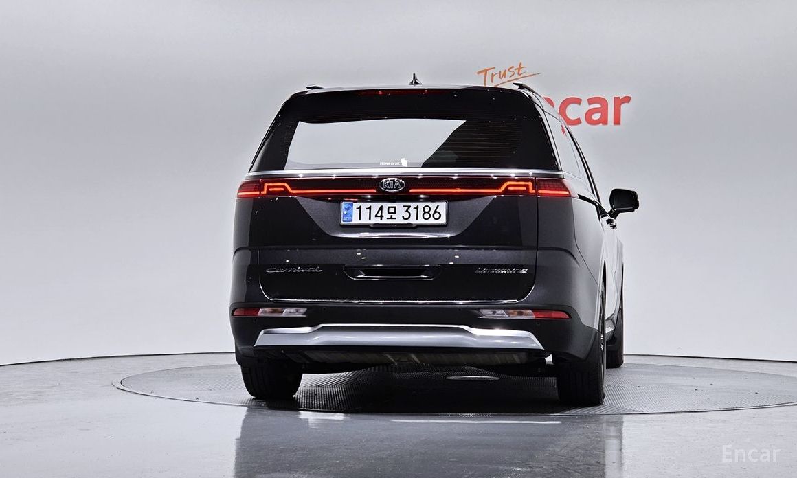  Kia Canival