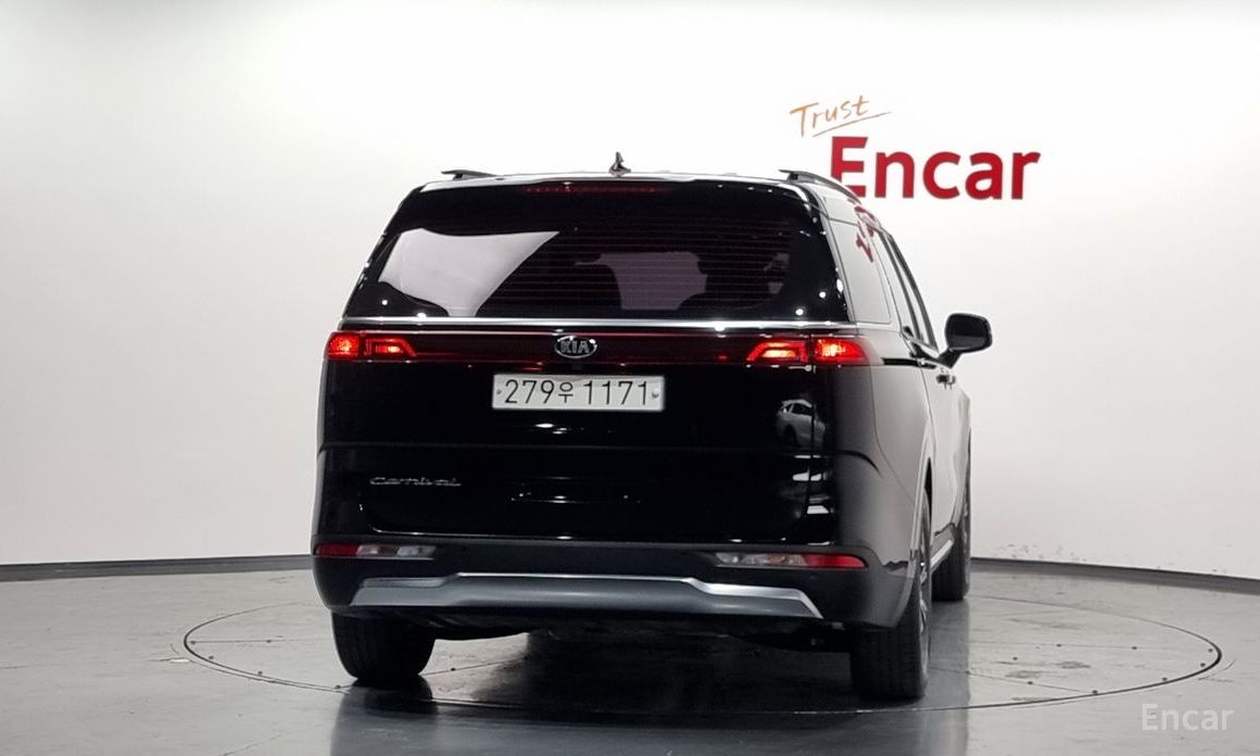  Kia Canival