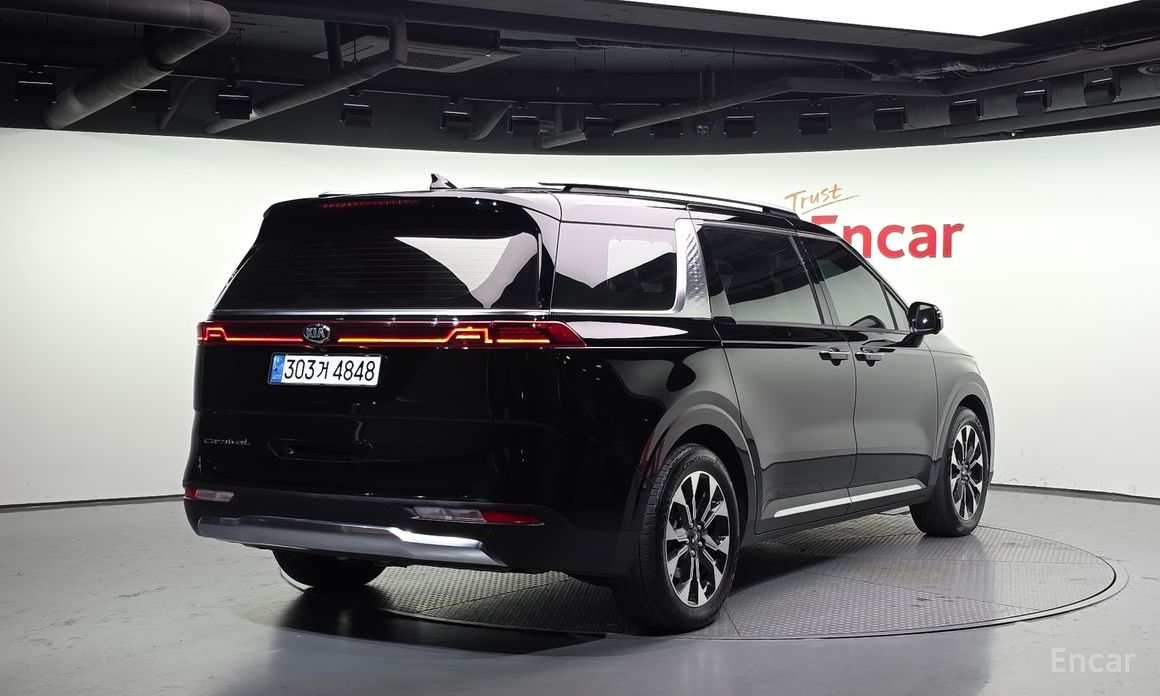  Kia Canival