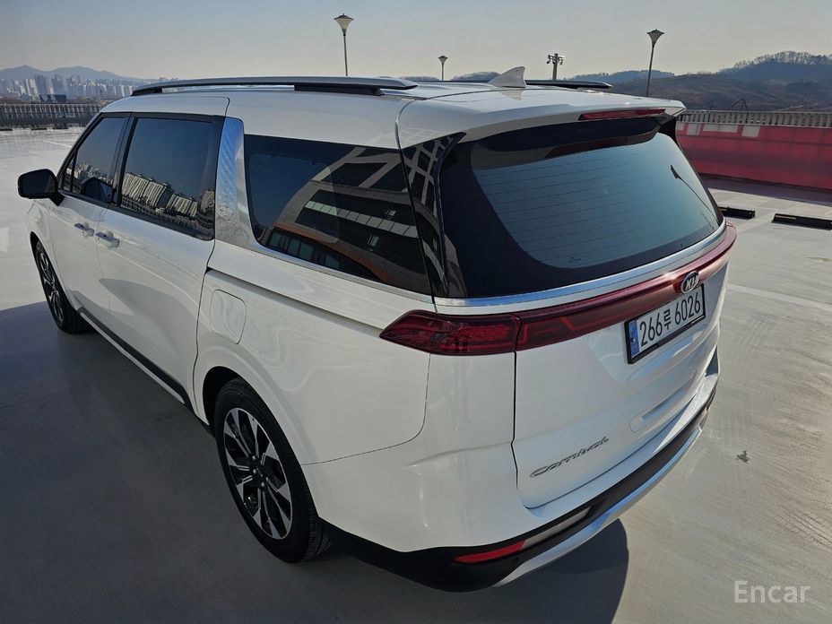  Kia Canival