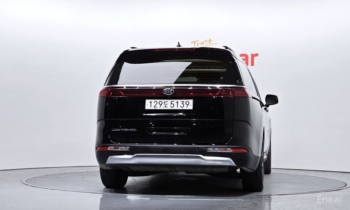 Kia Canival
