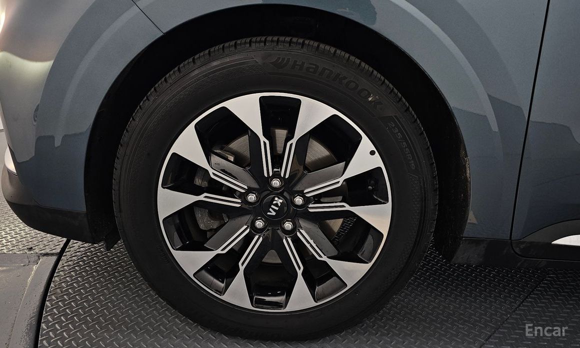  Kia Canival