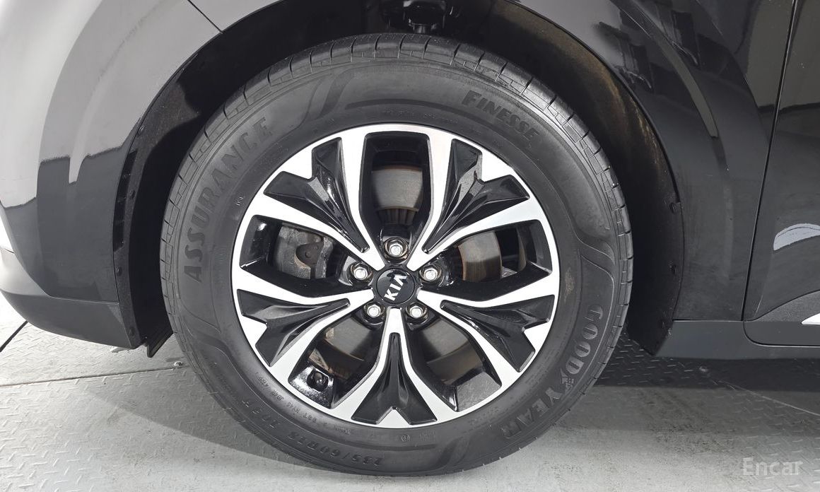  Kia Canival