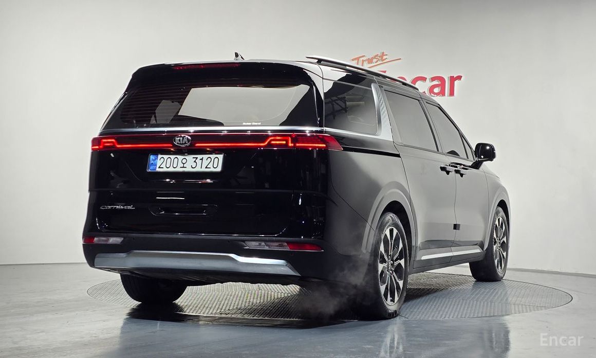  Kia Canival