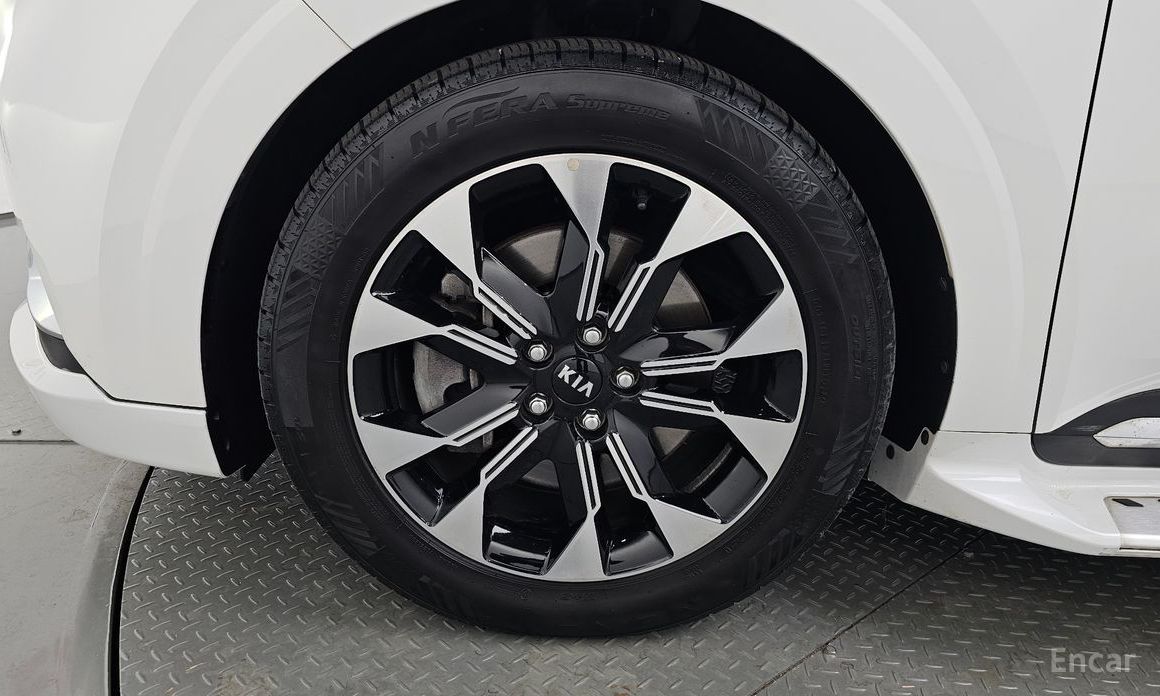  Kia Canival