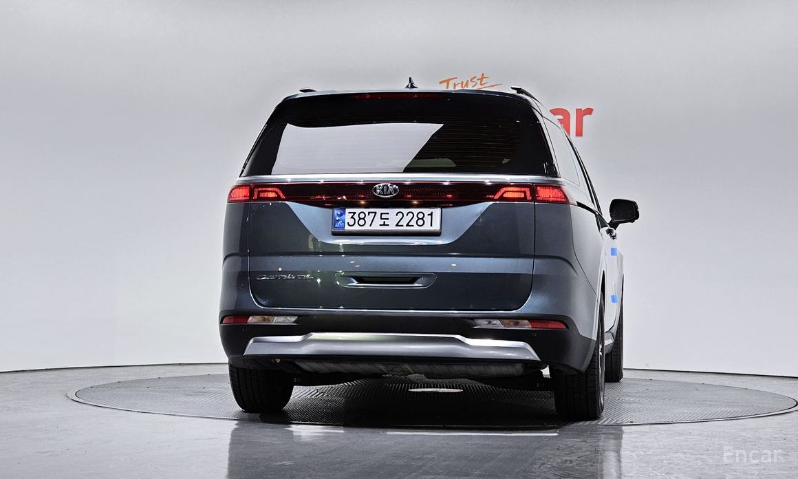  Kia Canival