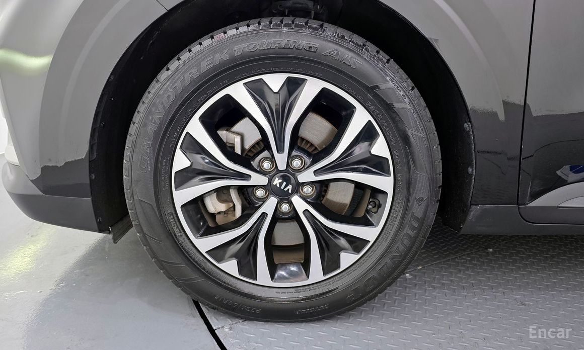  Kia Canival