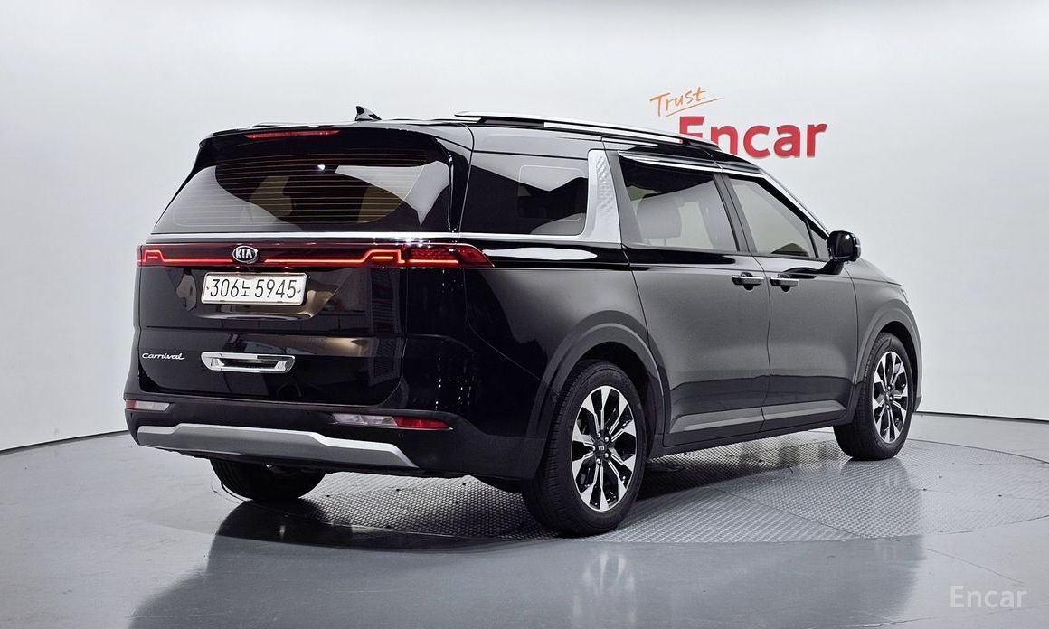  Kia Canival