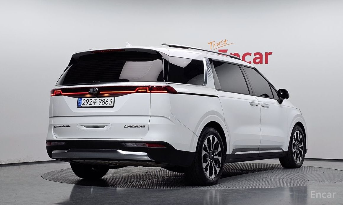  Kia Canival