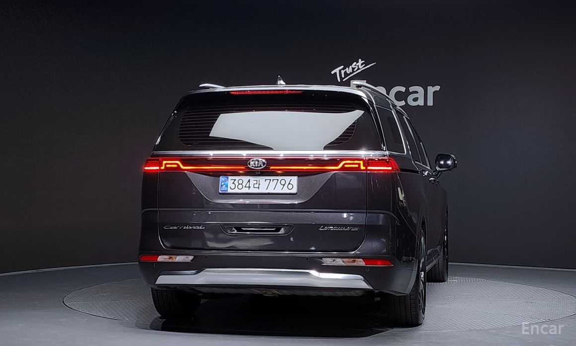  Kia Canival