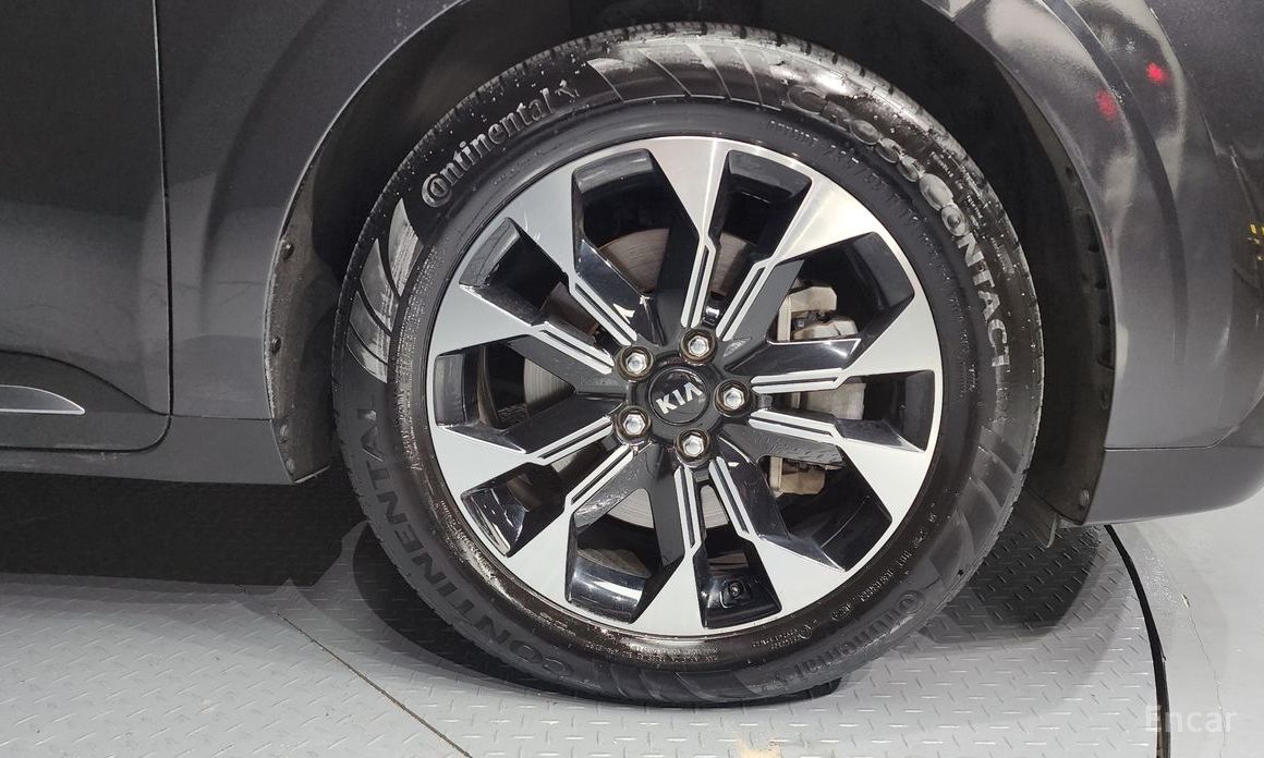  Kia Canival
