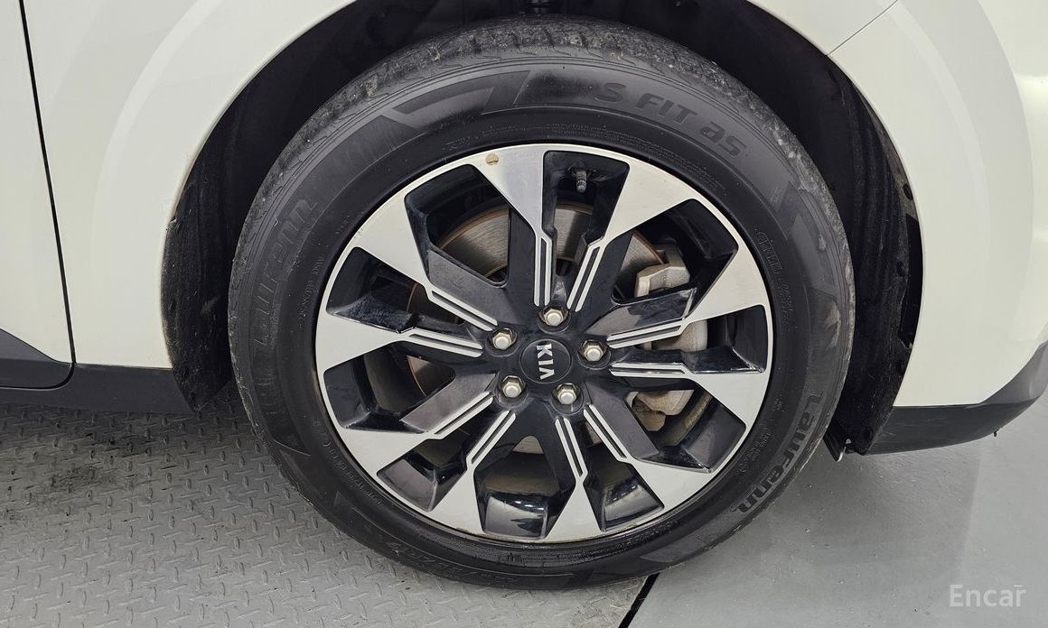  Kia Canival