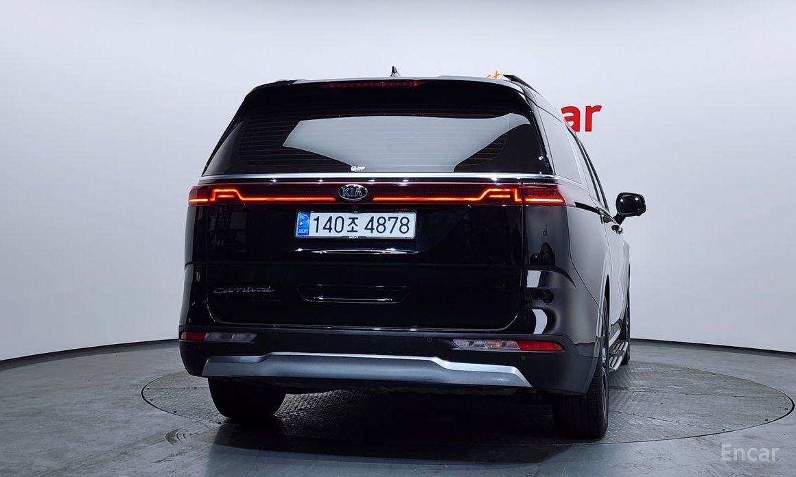  Kia Canival