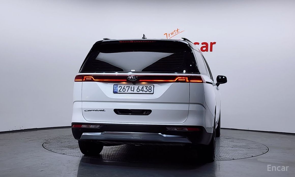  Kia Canival