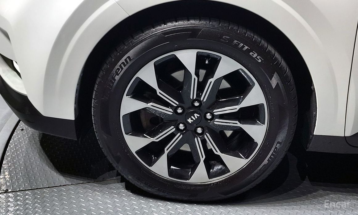  Kia Canival