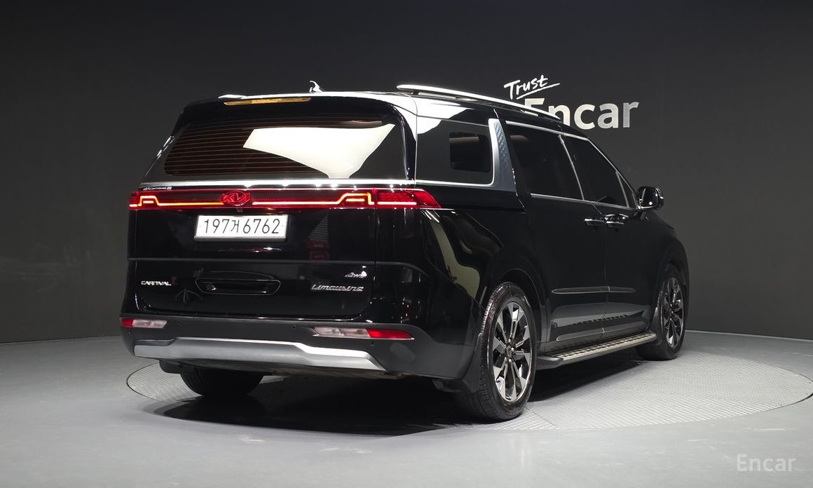  Kia Canival