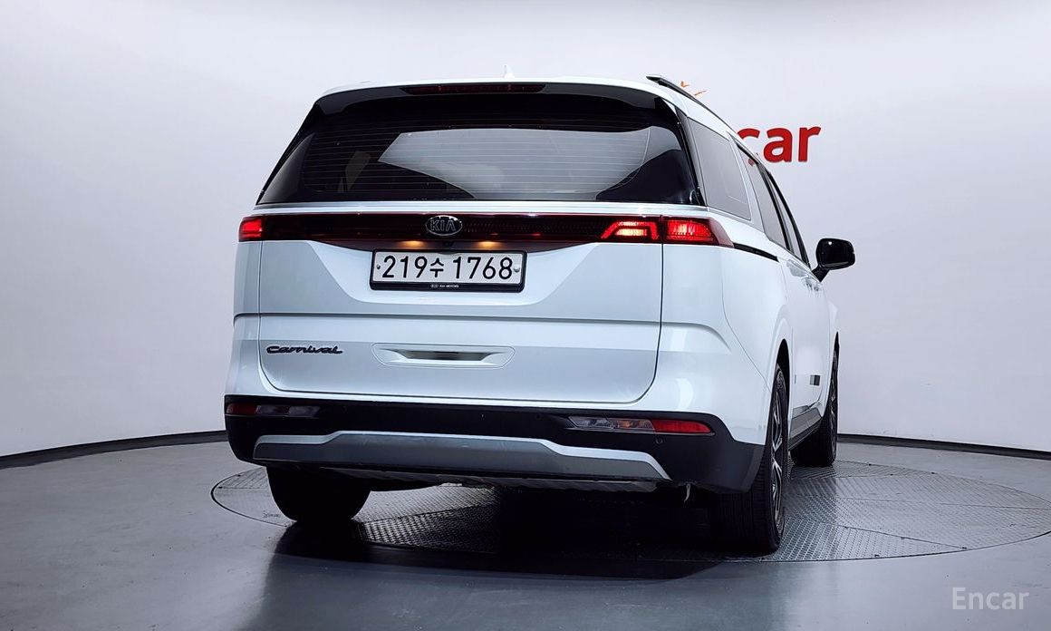  Kia Canival