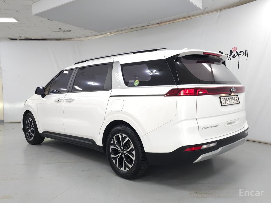 Kia Canival