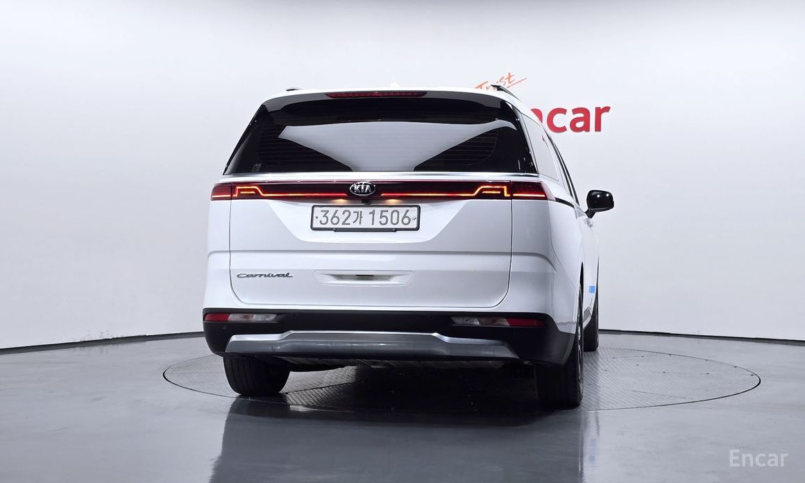  Kia Canival