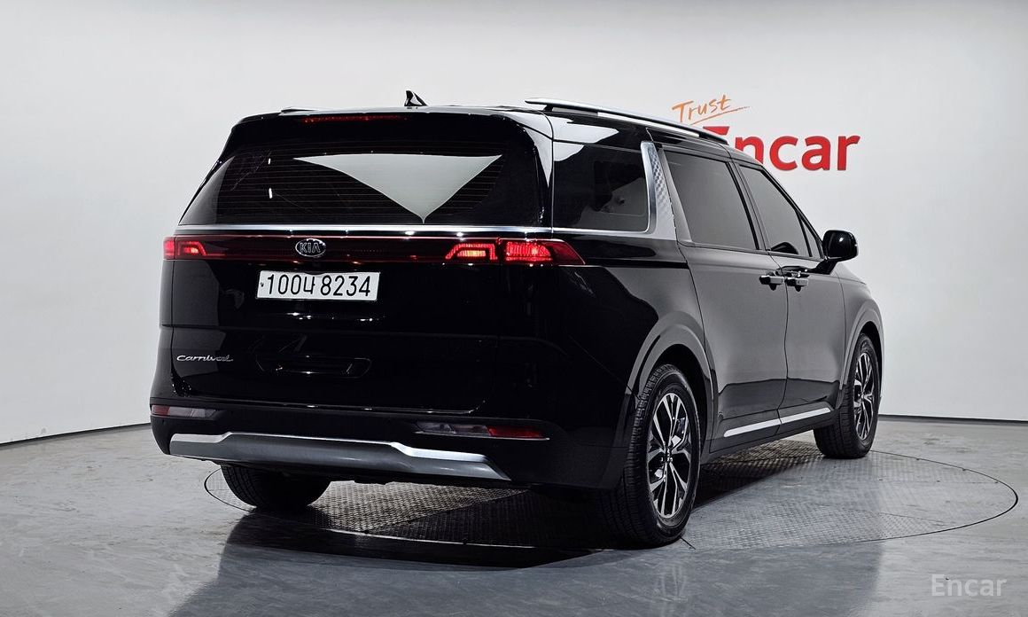  Kia Canival