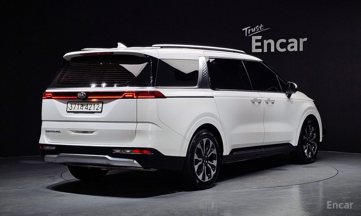  Kia Canival