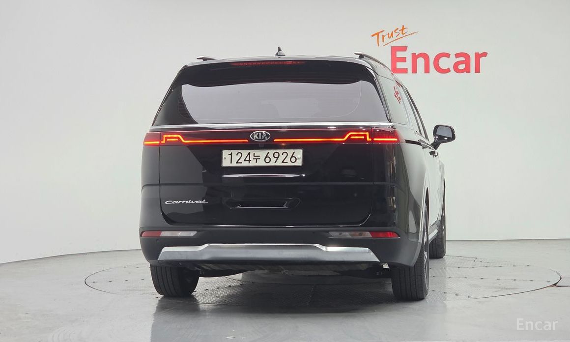  Kia Canival