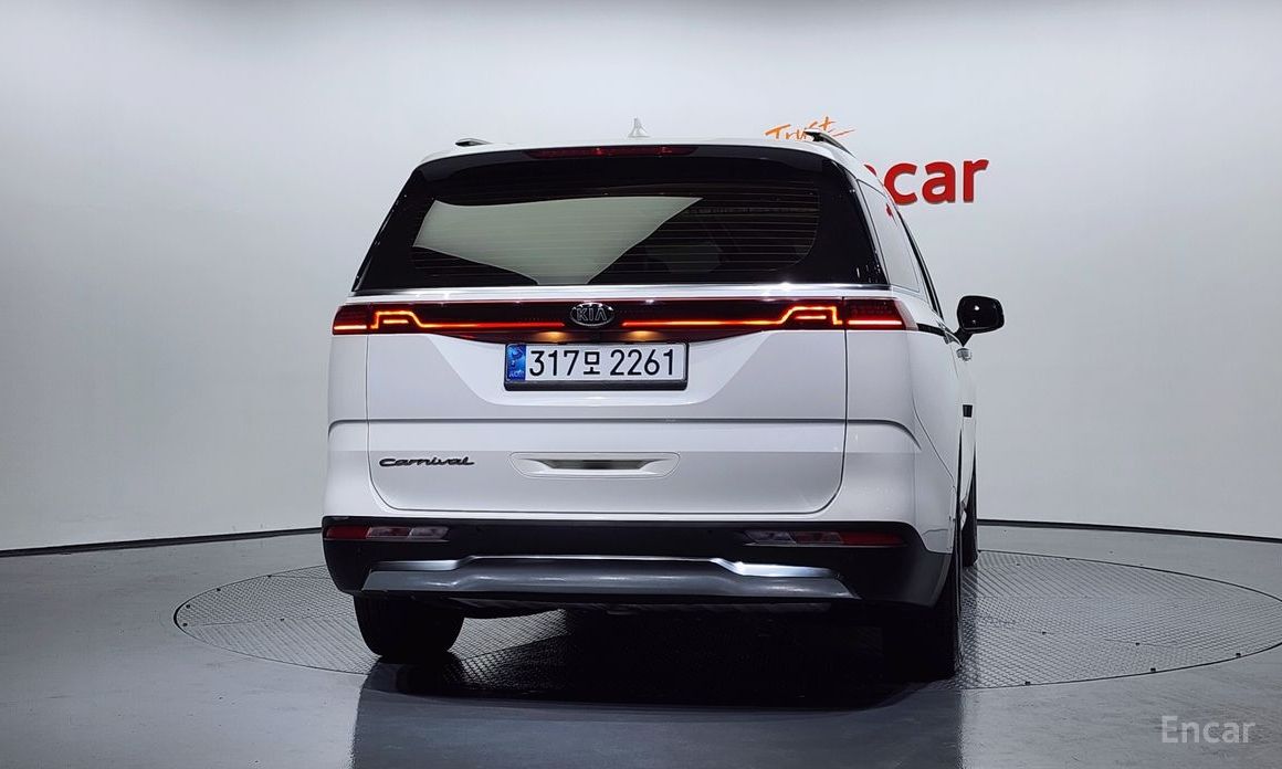  Kia Canival