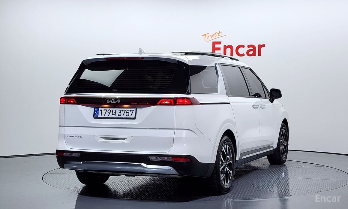  Kia Canival