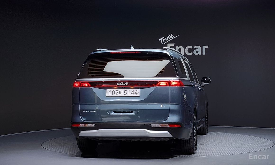  Kia Canival