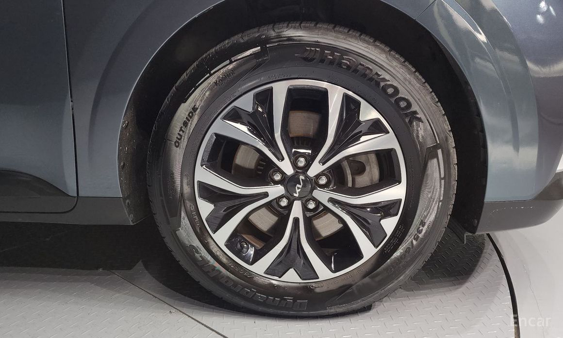 Kia Canival
