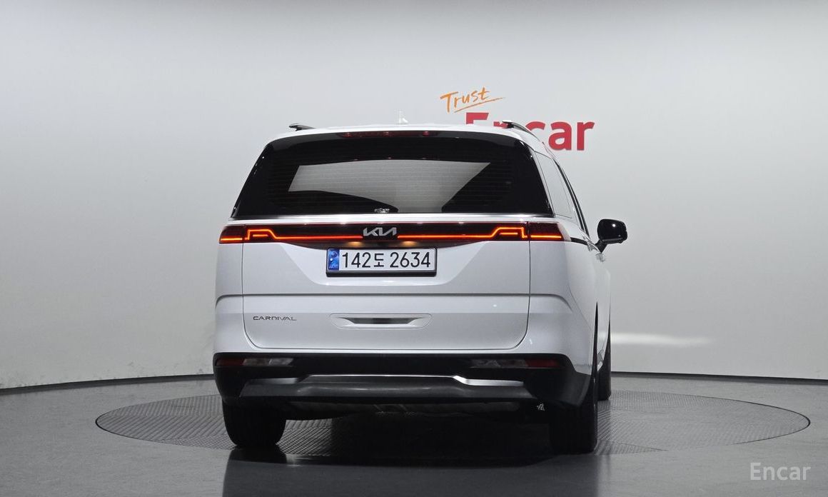  Kia Canival