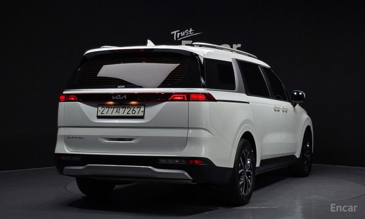  Kia Canival